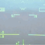 Aterrizar en un portaaviones con visibilidad cero es así de espeluznante