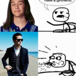 ¡Él nunca tendrá una novia!