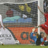 Humillados públicamente por no lograr una victoria en el Mundial