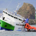 Embarcación "Mestre Simão" embarrancada en azores [PT]