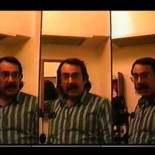 Un hombre se graba anualmente durante 35 años