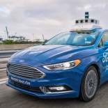 Los coches autónomos llevarán pasajeros, paquetes y comida en 2021