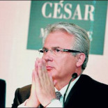 Garzón en la carrera hacia el Nobel gracias a Saramago