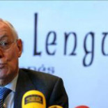 La RAE tira la toalla [umor]