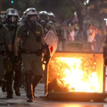 El asesinato de un rapero por un afiliado de Aurora Dorada incendia Grecia