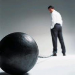 Cariño, he encogido el sueldo de los funcionarios… y además les insulto