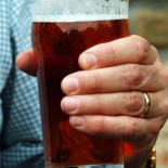 En Hungría, nunca brindes con cerveza