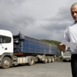 Multas equivocadas: «Pero, ¿Qué pinta mi tráiler aparcado en doble fila en el centro de Sevilla?»