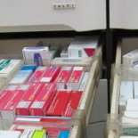 Unidos Podemos pregunta al Gobierno por qué obliga a las comunidades a firmar el convenio con Farmaindustria