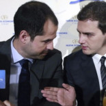 Albert Rivera informó a Rajoy y a Sánchez de que apoyará a Cristina Cifuentes en Madrid y a Susana Díaz en Andalucía