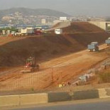 Una empresa extrae 5.000 toneladas de grava al día de dos canteras ilegales para el AVE