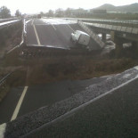 Se hunde un puente de la autovía a su paso por Lorca