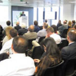 La Universidad de Lleida patenta un módulo solar de concentración que se integra en fachadas y cubiertas