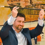 El pueblo “rojo” que se enfrentó a Aguirre en los tribunales y ha ganado a los bancos