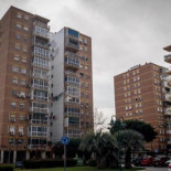 Detenida por intentar tirar a su hija de tres años por una ventana de una décima planta