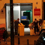 Los súper tiran a la basura 50.000 toneladas de comida fresca al año porque no pueden donarla