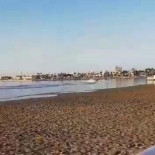 Moto de agua de Protección Civil pasea por el Mar Menor para ayudar a oxigenarlo