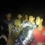 Así mantuvo con vida el entrenador a los niños en la cueva