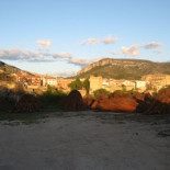 El pleno del ayuntamiento de Priego (Cuenca), aprueba retirar la vara a su alcaldesa por temor a que les agreda con el