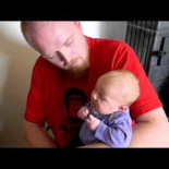 ¿Se puede calmar a un bebé con black-metal?