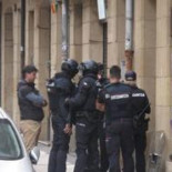 Condenada en Donostia a un año y 9 meses de cárcel por maltratar a su marido ante sus tres hijos