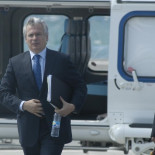 El juez Baltasar Garzón abandona el hospital