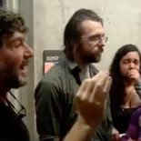 Un profesor públicamente hostigado y abucheado por racismo, al oponerse a un "día sin blancos" en la Universidad (eng)