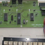 Reedición de la placa base del Commodore 64. Compatibilidad 100%. La CPU, el VIC y el SID no vienen incluidos