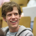 No es que ame el anonimato, es que odio los requisitos de identidad de Facebook: Chris Poole el fundador de 4chan (ENG)