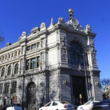 El Banco de España se hunde en el fango de la corrupción política