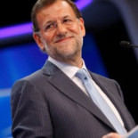 El rescate ya está aquí: Rajoy no quiere ser 'el gallina' del juego