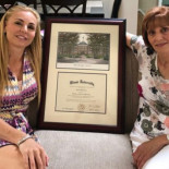 Candidata republicana de Florida posa con diploma falso tras ser cuestionado su curriculum [ENG]