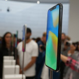 El desastre de las reservas de iPhone X: pocas unidades y todo tipo de fallos en la Apple Store