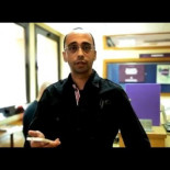 David Bravo pide a los internautas que lean los programas en materia de derechos digitales y actúen en consecuencia