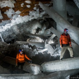 Sobreviviendo en la Cueva de los Cristales, el lugar más mortífero de la tierra