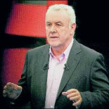 IU plantea gravar hasta con un 90% los sueldos de altos ejecutivos