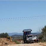 Los escombros de El Cabañal son enterrados en un vertedero irregular de Cheste