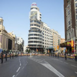 Poco público y mucho control policial durante la proclamación de Felipe VI