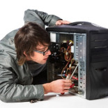 ¿Es caro reparar el PC en una tienda de informática?