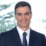 Pedro Sánchez en 2013:Lamentable leer en su perfil que @juanjguemes es director del centro de 'emprendimiento' del IE...