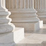 Mal día para los desarrolladores. Según la Corte Suprema de EEUU las APIS tienen copyright (en)