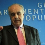 La oposición personal de tres funcionarios termina con la trama institucional de Rafael Blasco