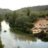 Cospedal cierra un parque natural para hacer un coto