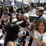 Botella, increpada a la entrada del mercado de Ibiza