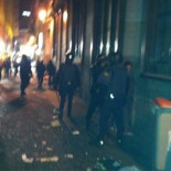 La policía carga durante la protesta contra la reforma laboral frente al Congreso