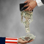 Deuda externa: el crimen distributivo perfecto