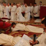 ¿Cuanto cobra un cura?