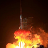 Lanzada la sonda lunar Chang’e 3. ¡Volvemos a la superficie lunar después de 37 años!