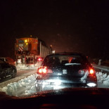 Defensa activa a la Unidad Militar de Emergencias para asistir a los atrapados en el mega atasco de la AP-6