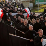 Pueblo alemán gasta una broma a neo-nazis [ENG]